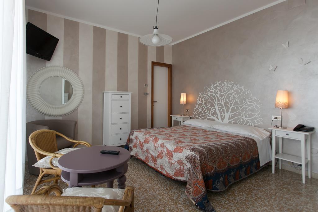 Hotel Mirabello Sirmione Eksteriør billede
